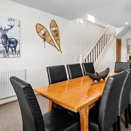 Hotel Pension Grimus Mount Buller Bagian luar foto