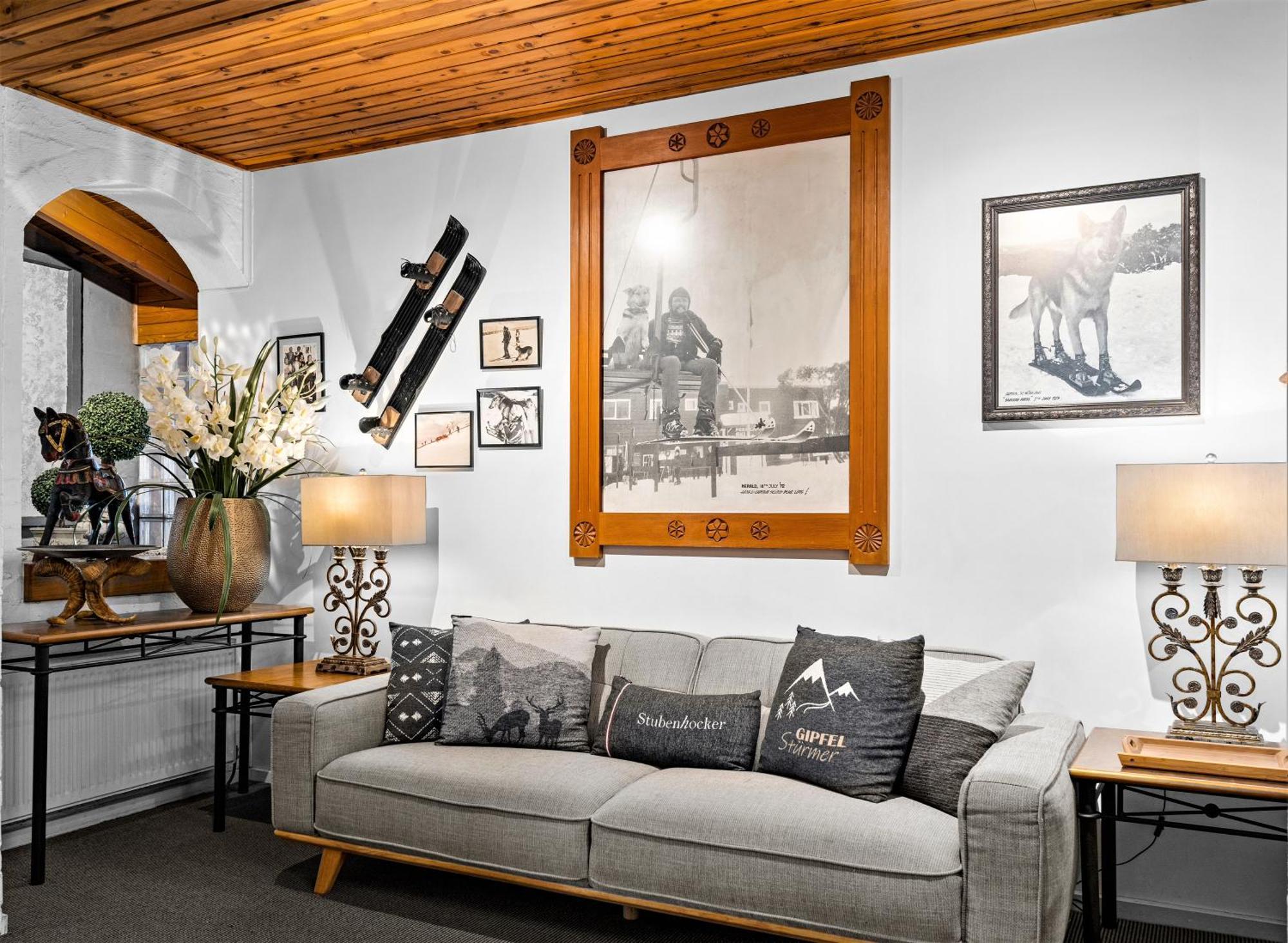 Hotel Pension Grimus Mount Buller Bagian luar foto