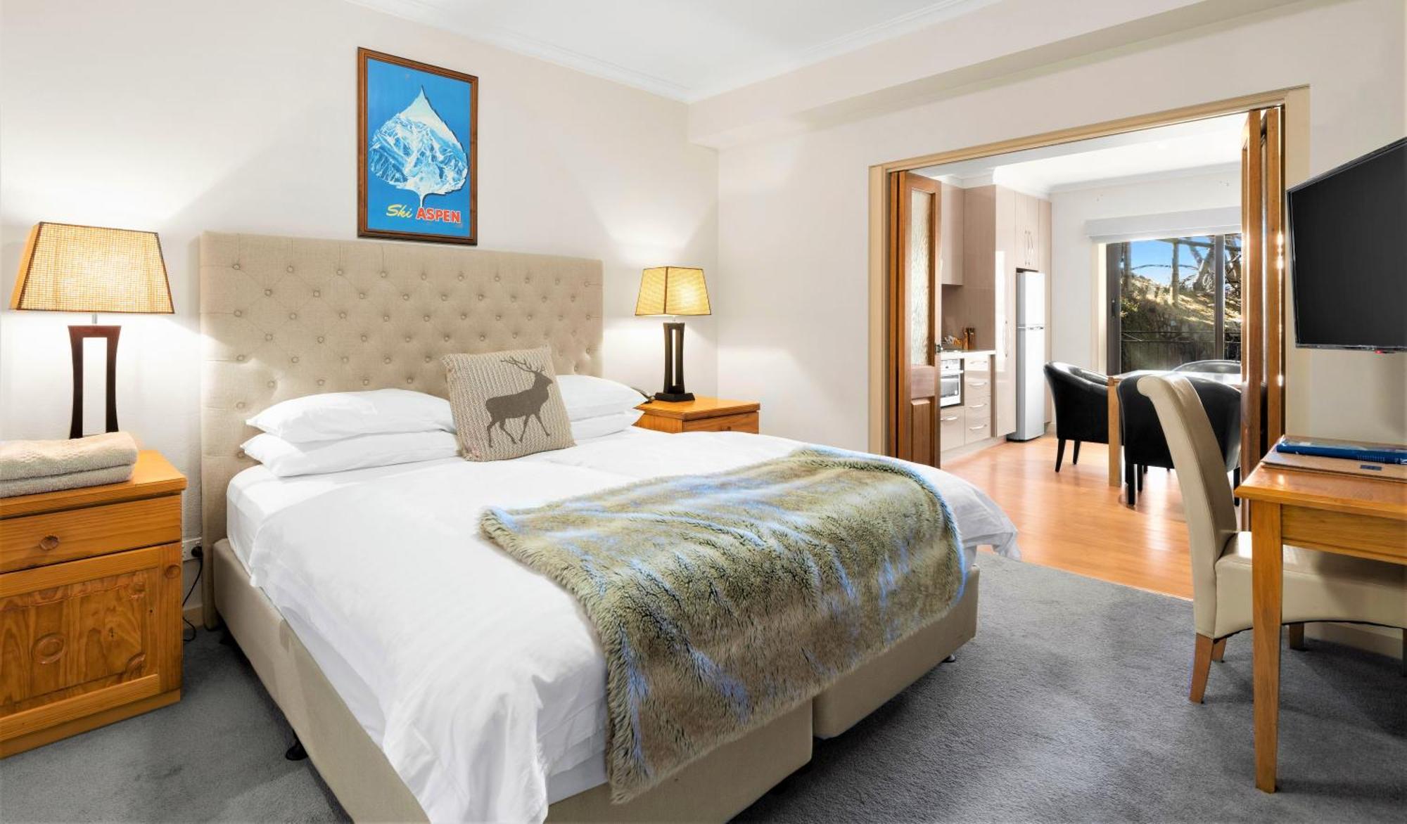 Hotel Pension Grimus Mount Buller Bagian luar foto