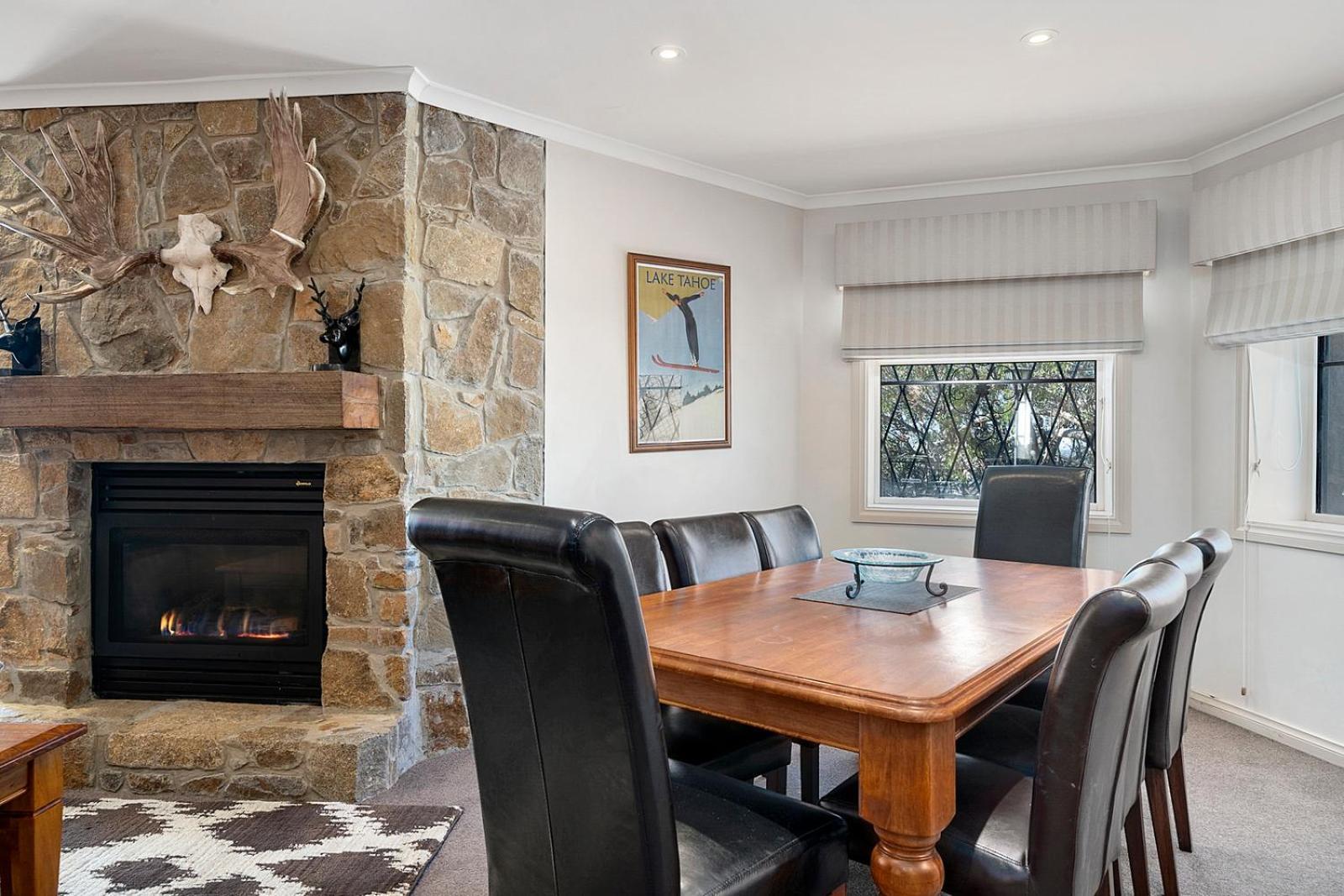 Hotel Pension Grimus Mount Buller Bagian luar foto