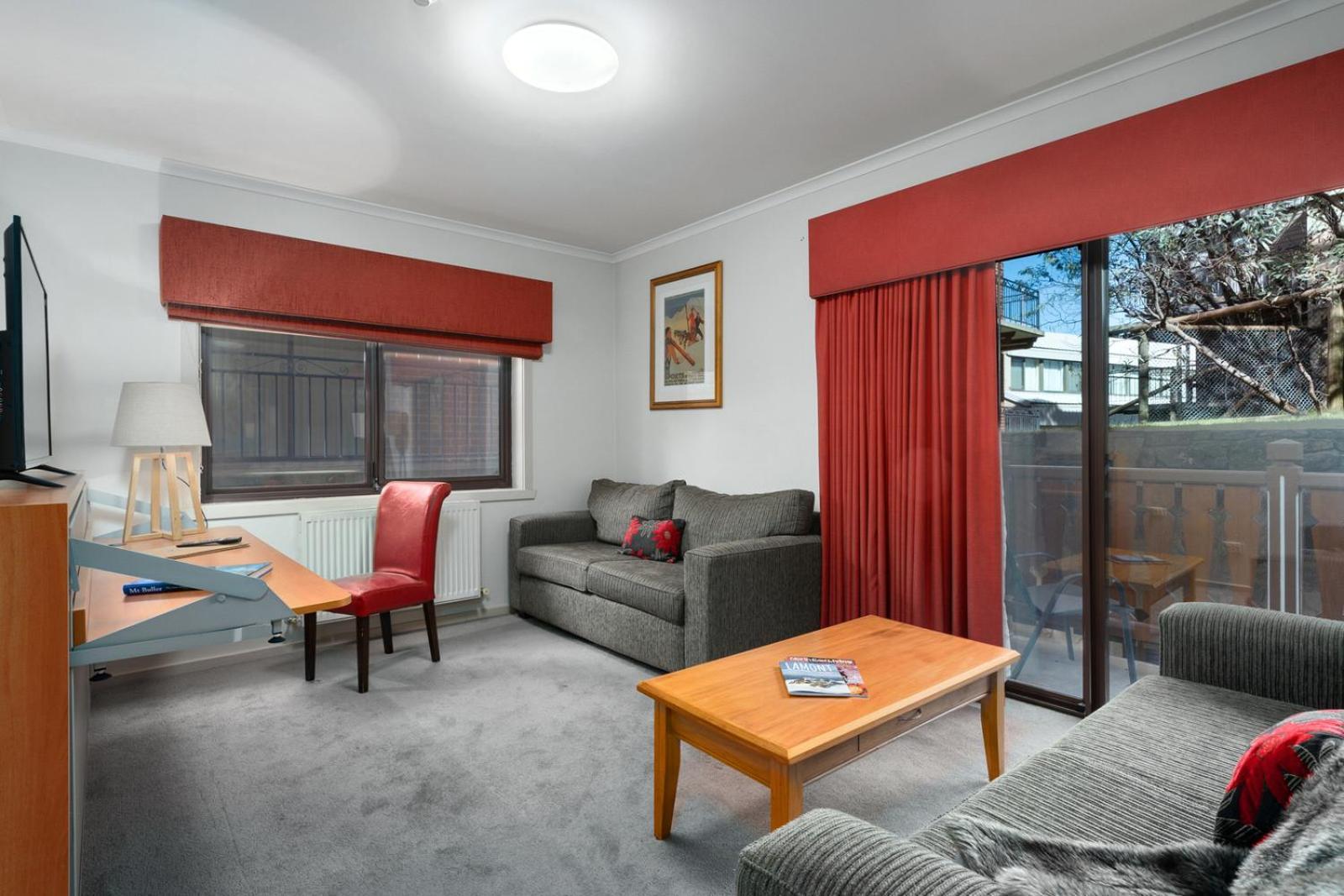 Hotel Pension Grimus Mount Buller Bagian luar foto