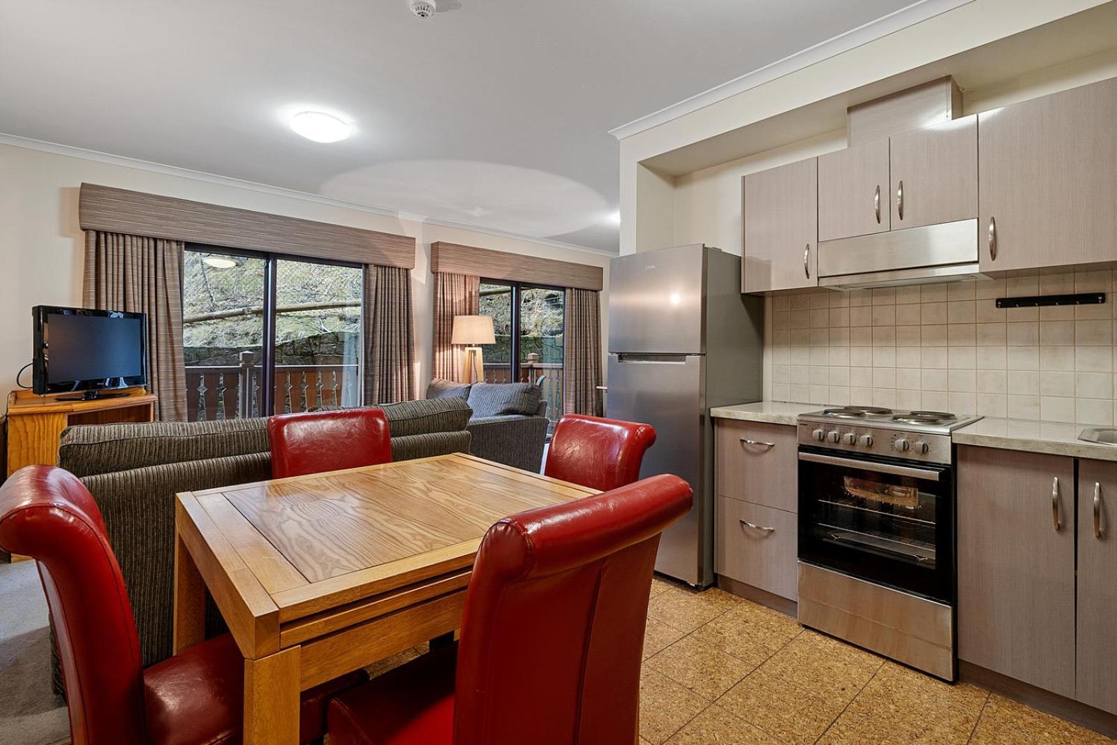 Hotel Pension Grimus Mount Buller Bagian luar foto