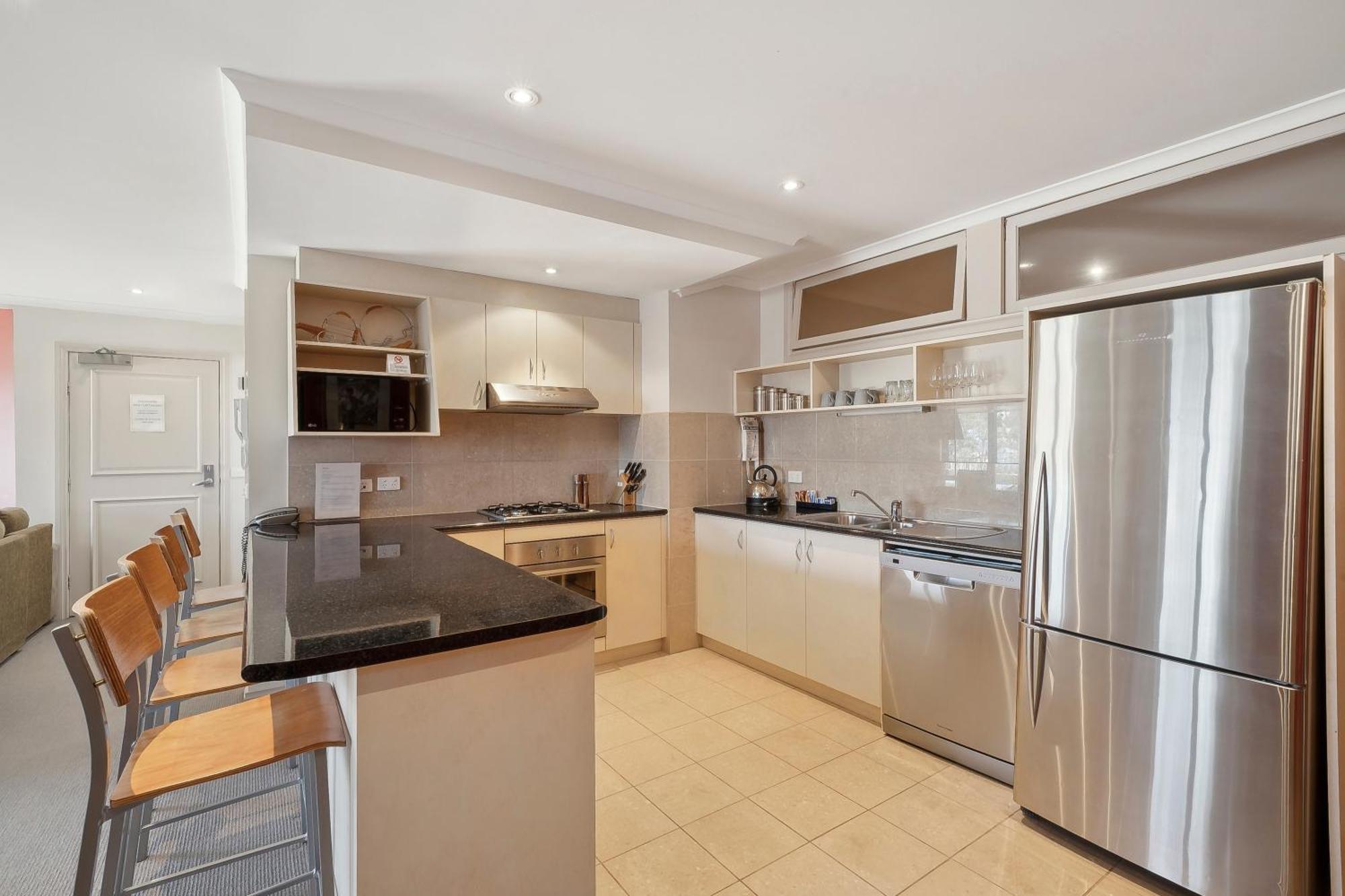 Hotel Pension Grimus Mount Buller Bagian luar foto